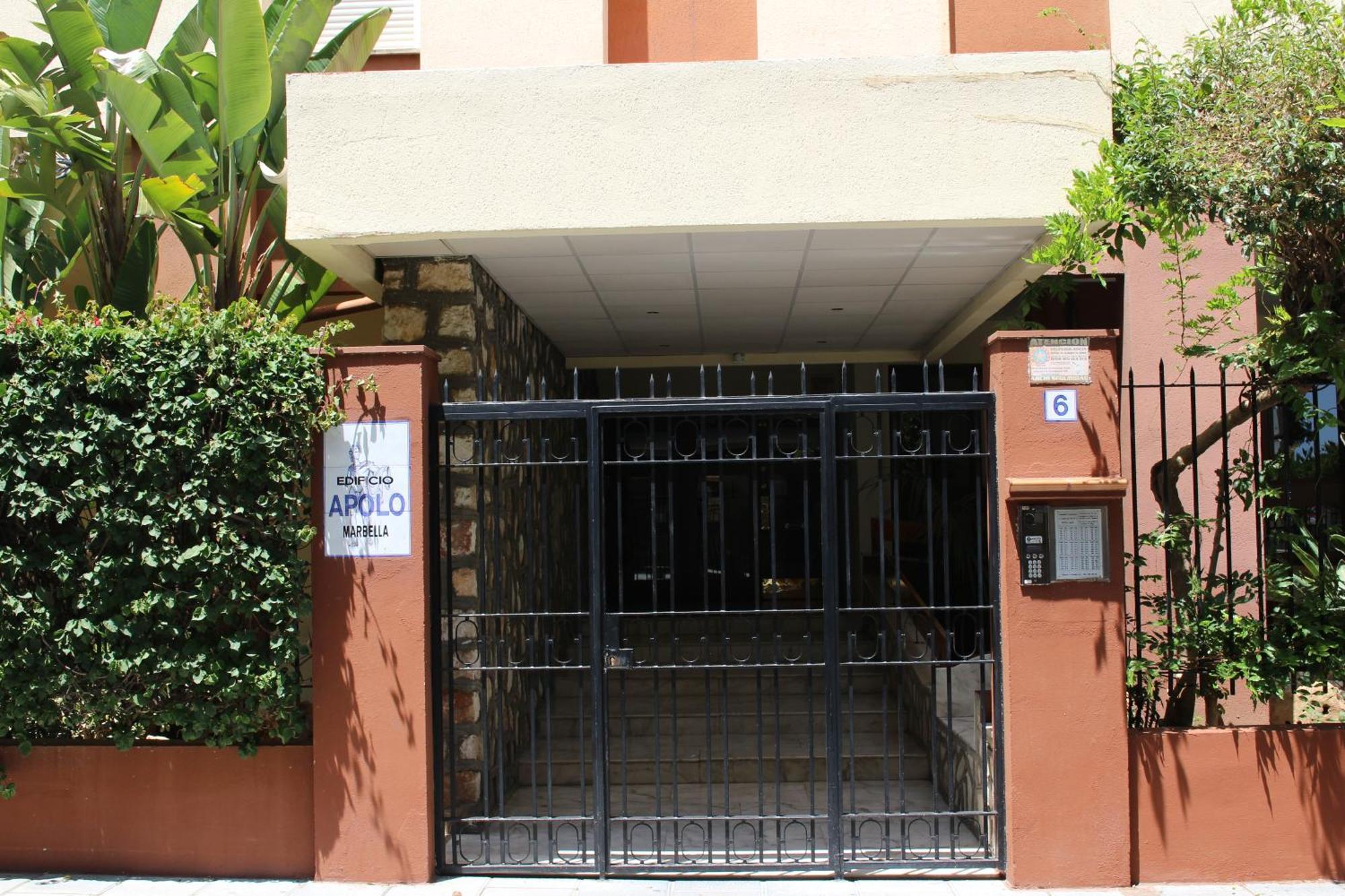 Renovated Mikky Close * Marbellac